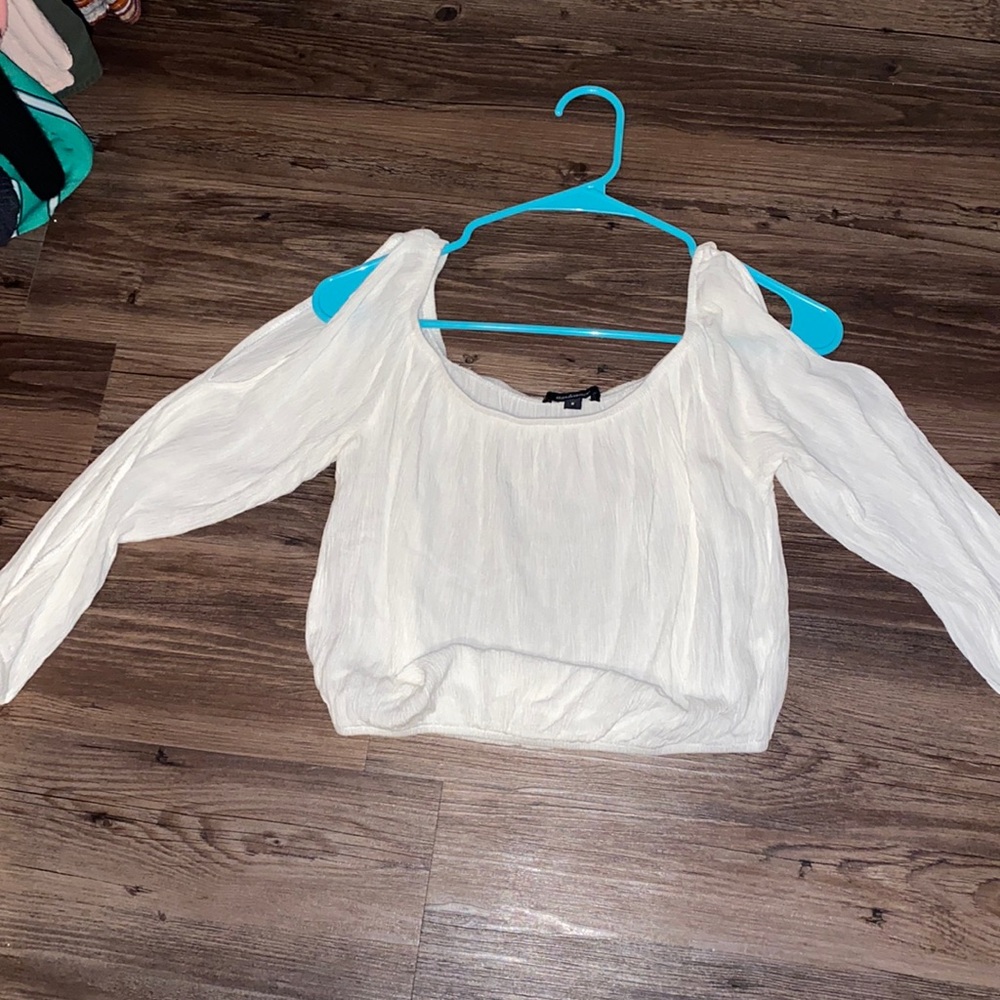 White off the shoulder crop top